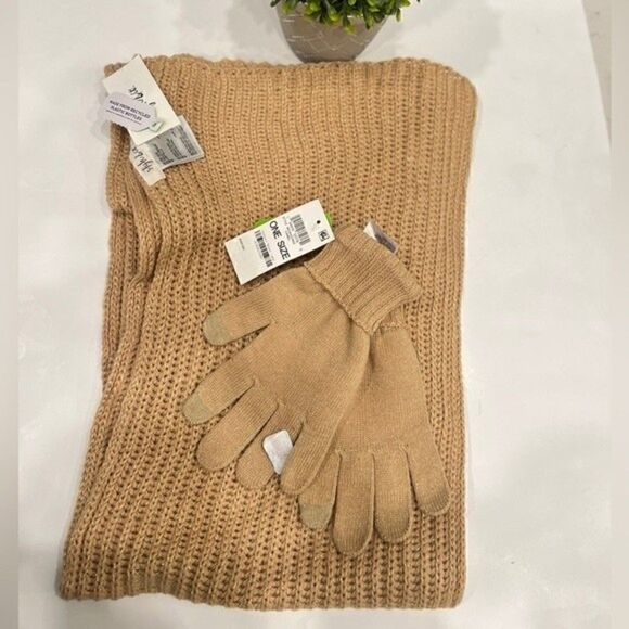 STYLE & CO 
Solid Ribbed Muffler Scarf, 2pcs  Scarf and Gloves Set camel - Picture 2 of 5